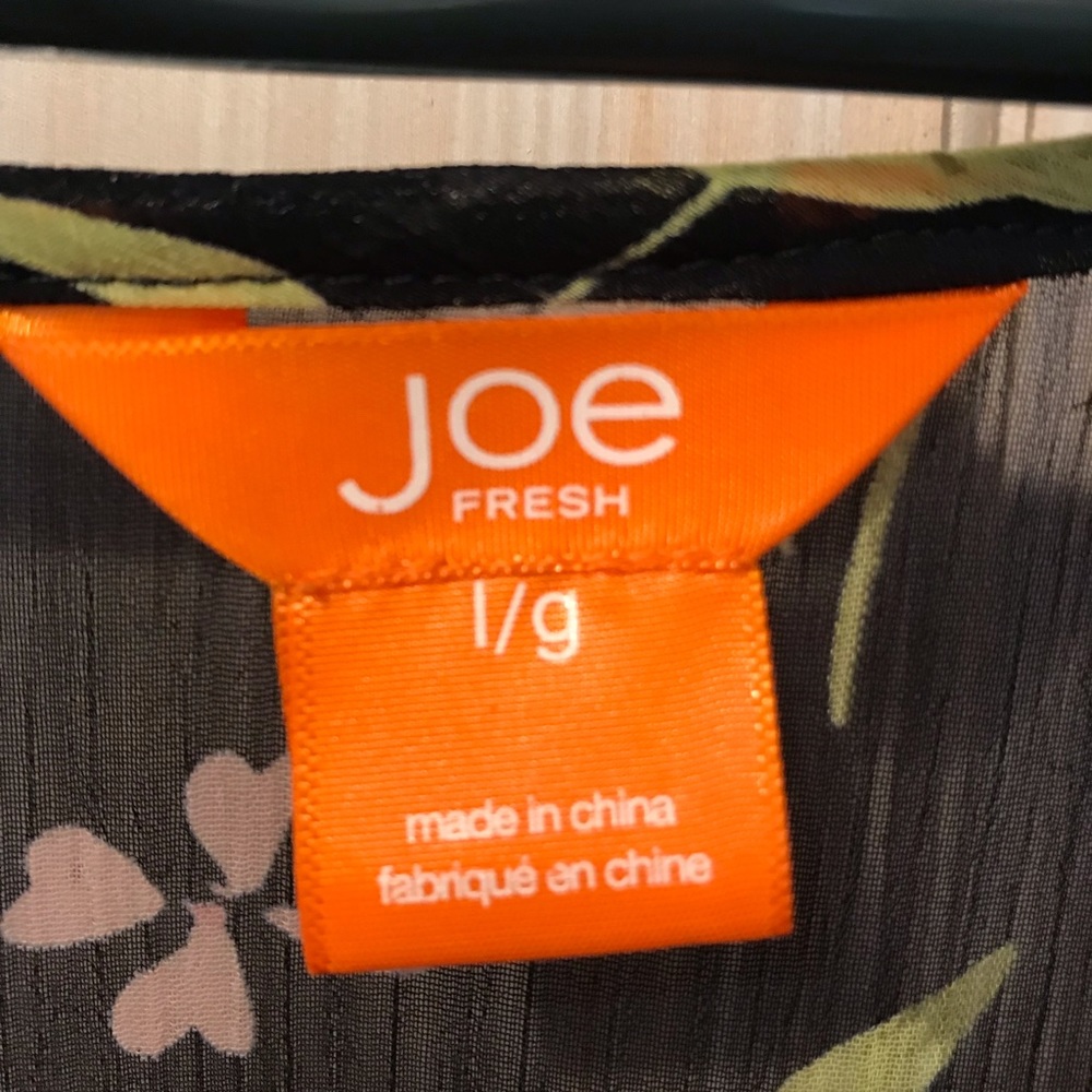 Joe Fresh Polyester Summer Sheer Top , Navy with Flower Print - Picture 6 of 8